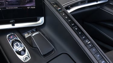 Chevrolet Corvette Convertible - интерьер