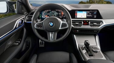 BMW 4 серии Гран Купе - приборная панель