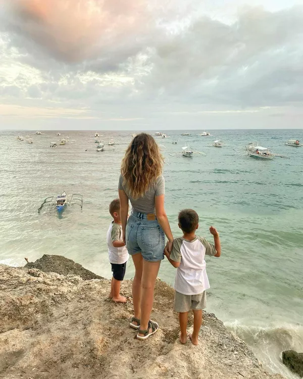 Камилла с сыновьями