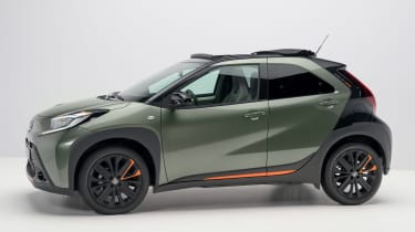 Toyota Aygo X - сбоку