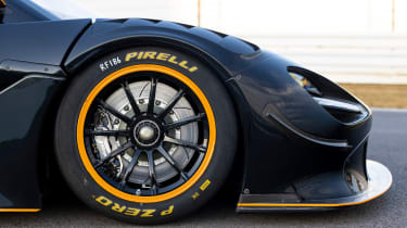 McLaren 720S GT3X - колесо