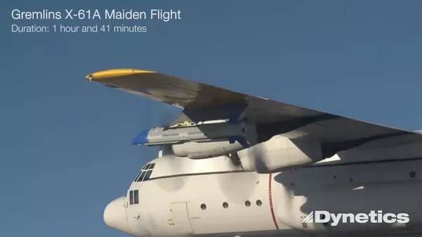 Скриншот с видео первого полета беспилотника X-61А Скриншот с видео первого полета беспилотника X-61А