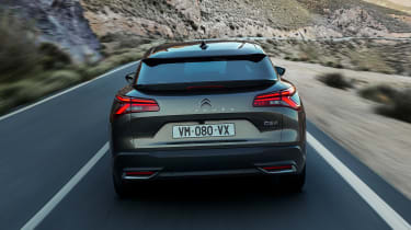 Citroen C5 X - полная задняя часть