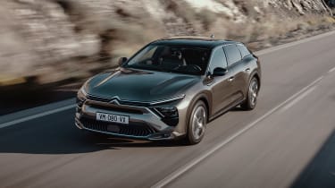 Citroen C5 X - отслеживание