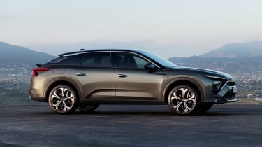 Citroen C5 X - боковая статика