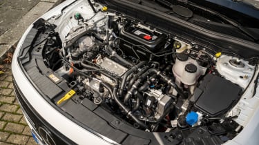 Mercedes EQB - двигатель