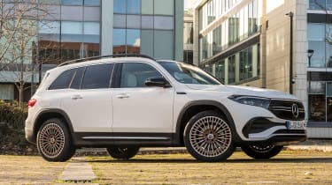 Mercedes EQB - передняя статика