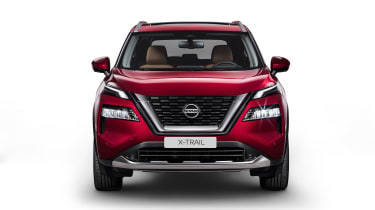 Nissan X-Trail - полный перед