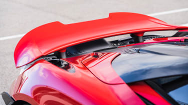 McLaren 765LT Spider - заднее крыло