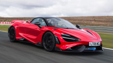 McLaren 765LT Spider - переднее действие