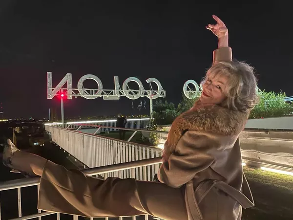 Актриса Алена Хмельницкая на съемках сериала С холода