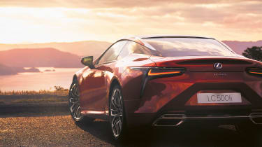 Lexus LC Hokkaido - задняя статика