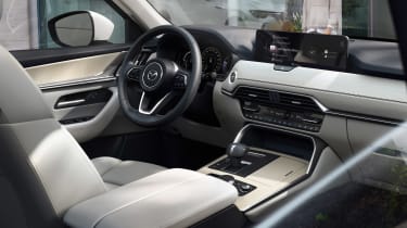 Mazda CX-60 - приборная панель