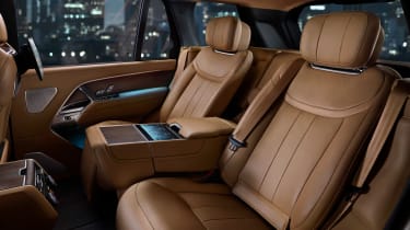 Range Rover — задние сиденья