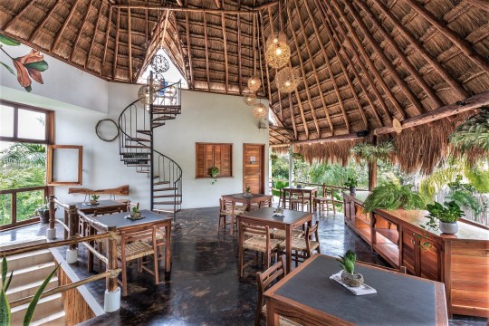 Отель Айрес Бакалар