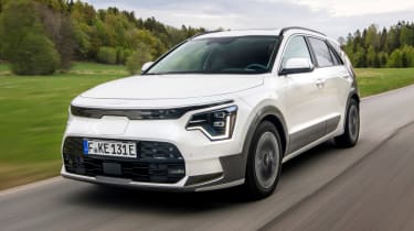 Прототип Kia Niro EV — переднее слежение