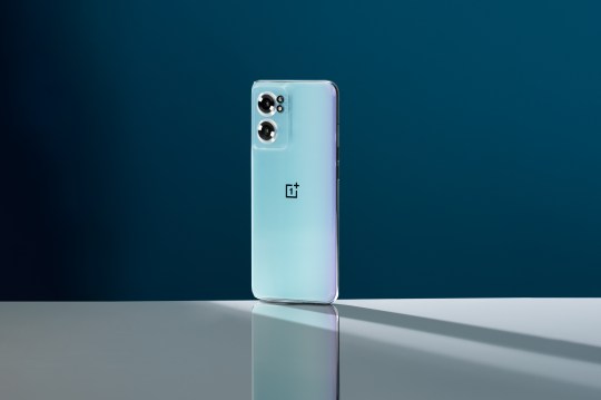 OnePlus Норд CE 2