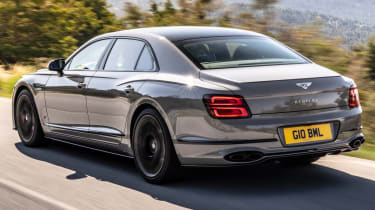 Bentley Flying Spur S — задняя подвеска