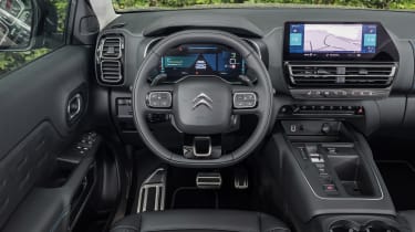 Citroen C5 Aircross PHEV — приборная панель