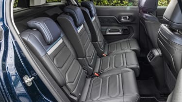 Citroen C5 Aircross PHEV - сиденья