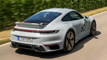 Porsche 911 Sport Classic - сзади