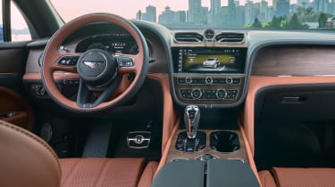 Bentley Bentayga EWB — салон