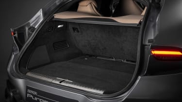 Ferrari Purosangue - багажник