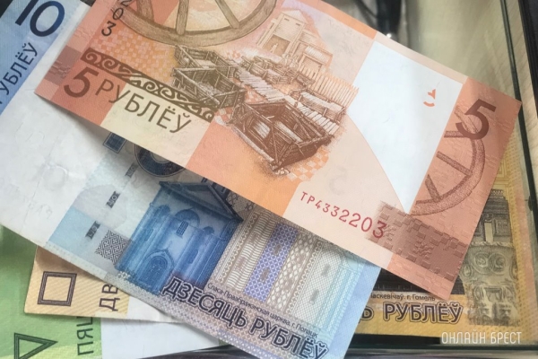 Заработная плата бюджетников в следующем году вырастет на 13 % Заработная плата бюджетников в следующем году вырастет на 13 %