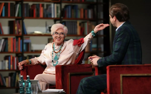 Гастроли театра БДТ имени Товстоногова. Сцена из спектакля Волнение - РИА Новости, 1920, 01.09.2021