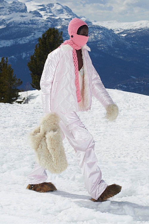 Miu Miu осень-зима 2021/22 фото № 1