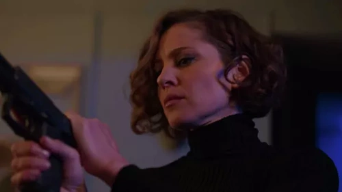 Кадр из сериала С холода