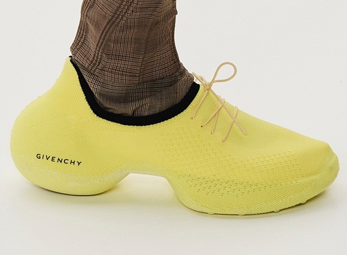 Givenchy весна-лето 2022 фото № 16